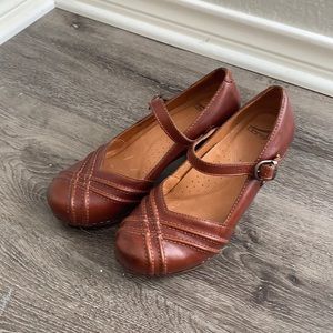 DANSKO Mary Janes